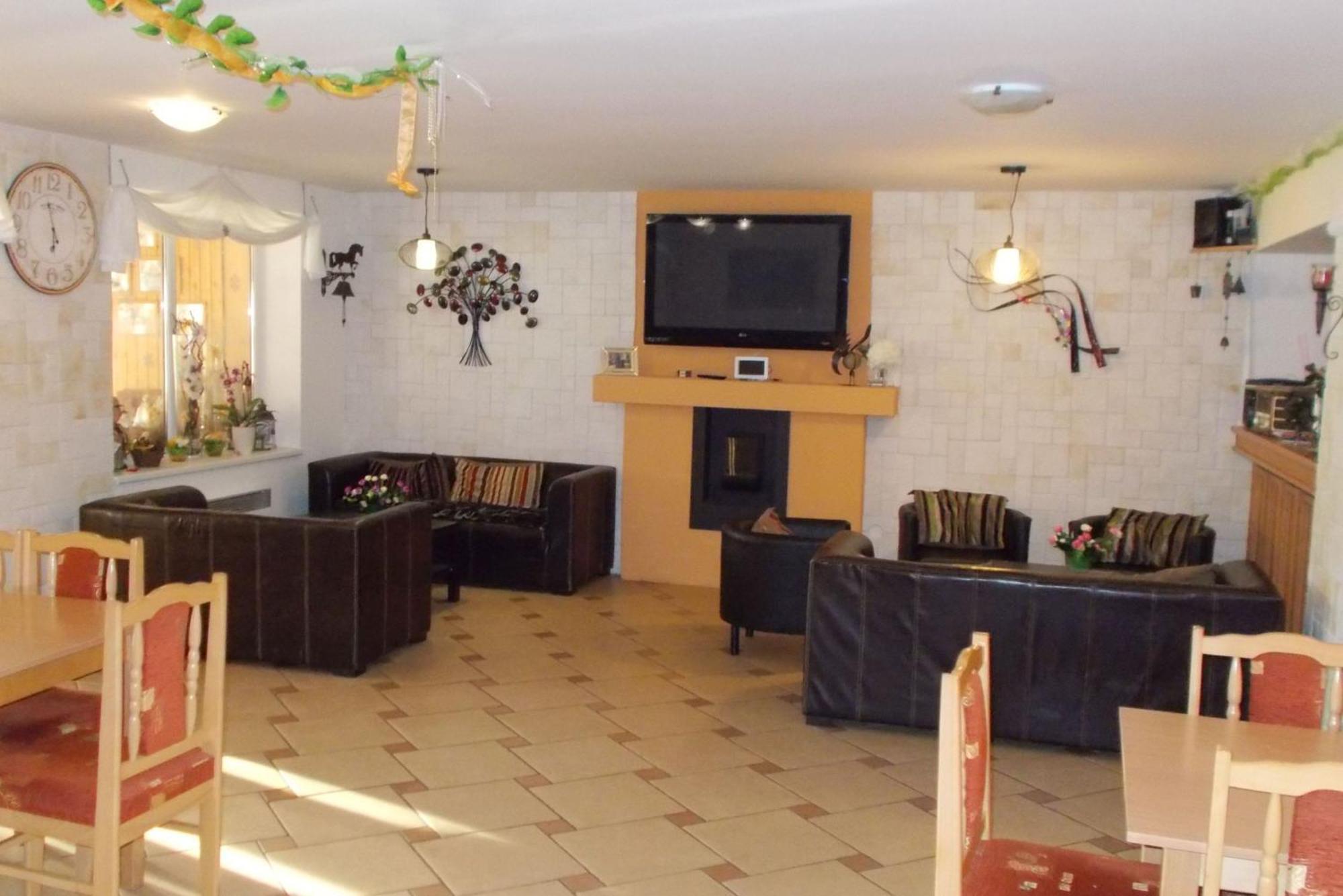 Family Apartments Spiezovec ドノヴァリ エクステリア 写真