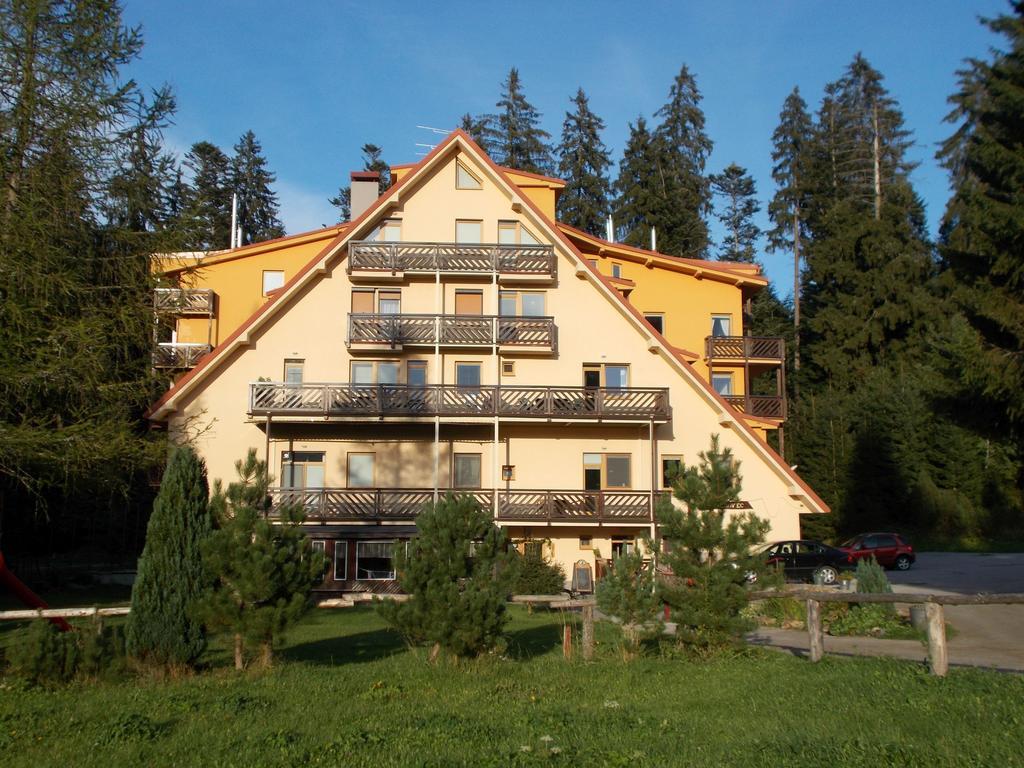 Family Apartments Spiezovec ドノヴァリ エクステリア 写真